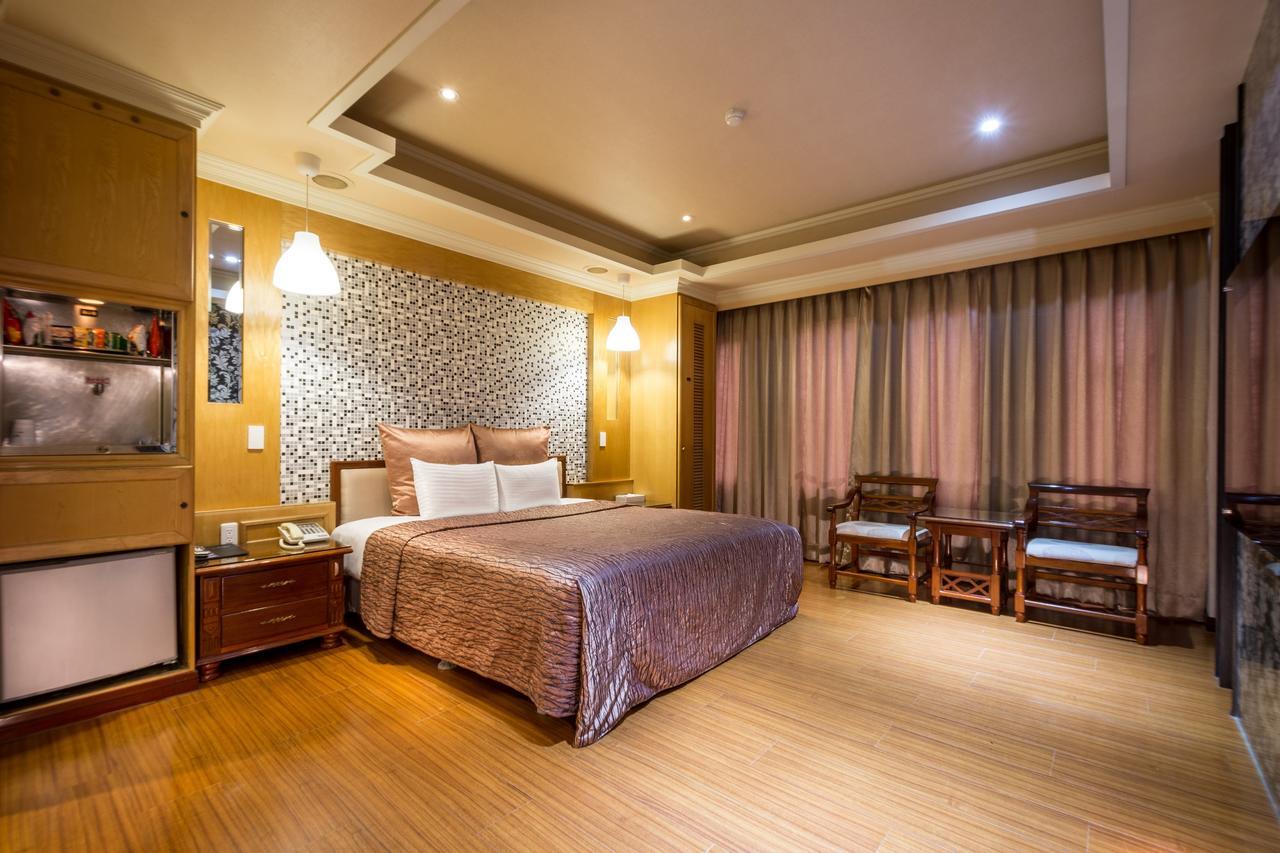 Ching Ching Motel Sanxia Exteriér fotografie